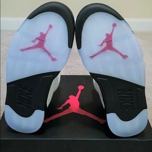 Jordan Retro 5 fire Red size 7